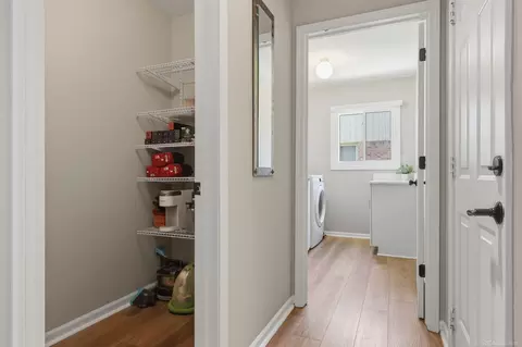 Entry Way - 20547 Windham, Macomb, MI 48044 photo 3 of 5