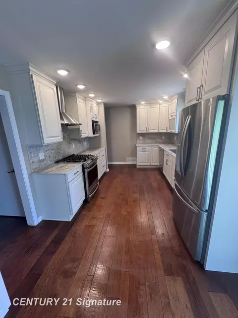 Kitchen - 200 S Fifth, Roscommon, MI 48653 photo 4 of 7