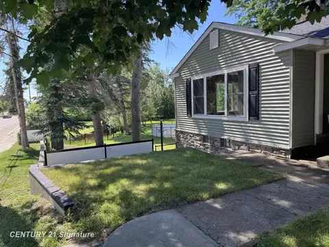 Exterior - 200 S Fifth, Roscommon, MI 48653 photo 7 of 17