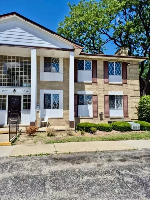 29241 Hayes #71, Warren, MI 48088