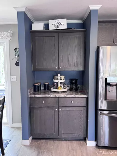 Kitchen - 1685 Ellsworth, Ishpeming, MI 49849 photo 5 of 7
