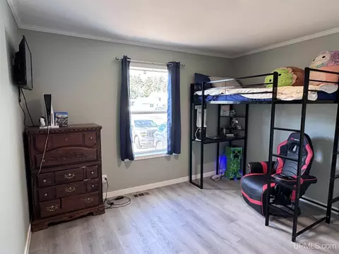 Bedroom - 1685 Ellsworth, Ishpeming, MI 49849 photo 3 of 4