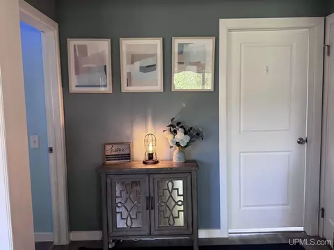Entry Way - 1685 Ellsworth, Ishpeming, MI 49849 photo 1 of 2