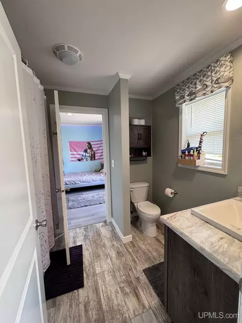 Bath - 1685 Ellsworth, Ishpeming, MI 49849 photo 2 of 4