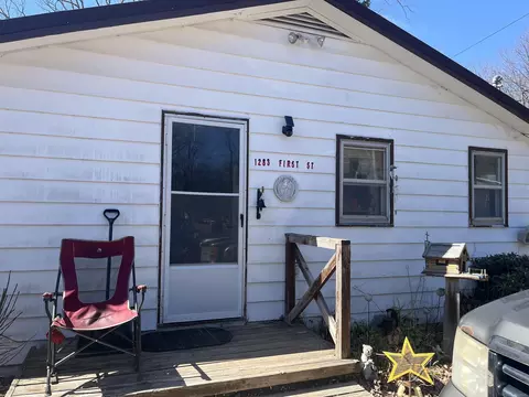 1283 First, Lake George, MI 48633