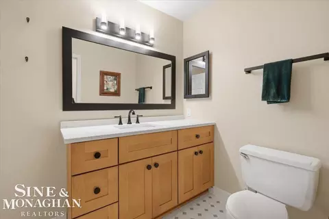 Bath - 935 Brown, Saint Clair, MI 48079 photo 2 of 5