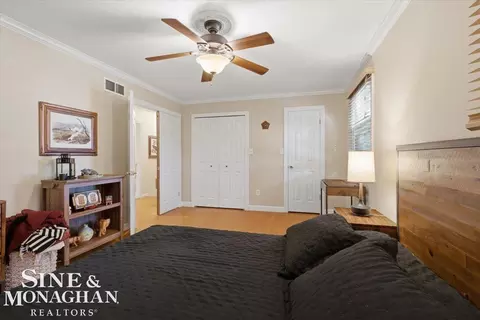 Bedroom - 935 Brown, Saint Clair, MI 48079 photo 2 of 4