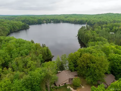 1605 Engman Lk, Skandia, MI 49885