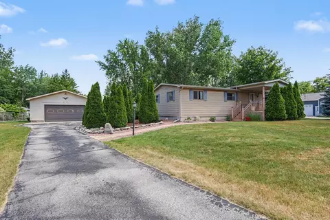 2437 Amelith, Bay City, MI 48706