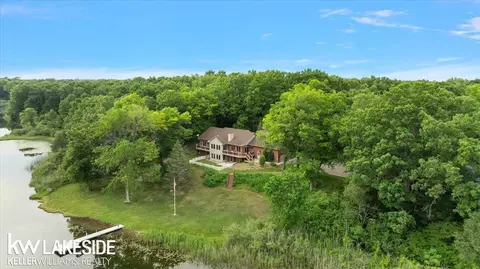 1455 Oak Rdg, Oxford, MI 48371