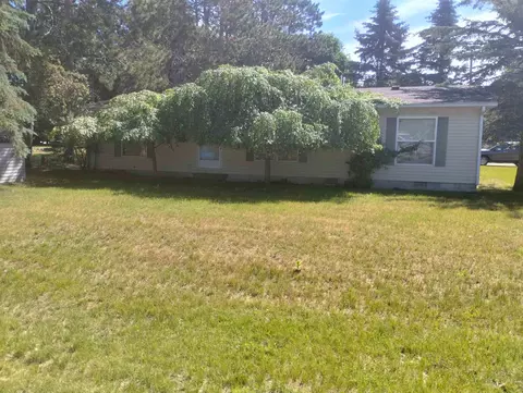 10495 Hunters, Lake, MI 48632