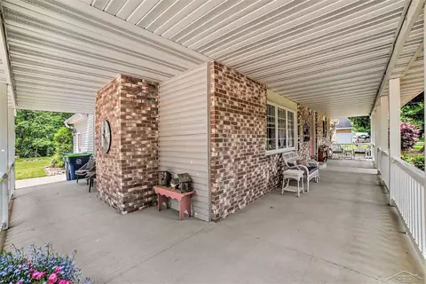 Exterior - 3850 S Fenmore, Merrill, MI 48637 photo 3 of 6