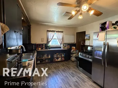 Kitchen - 4051 Oconnor, Flint, MI 48504 photo 1 of 3