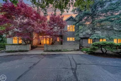 1 Beckford, Clarkston, MI 48348