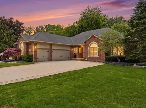 54501 Aurora, Shelby Township, MI 48316
