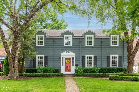 586 University, Grosse Pointe, MI 48230
