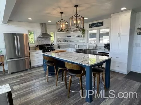 Kitchen - 5870 Juniper Aa, Rapid River, MI 49878 photo 2 of 2