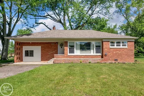 49741 Jefferson, Chesterfield, MI 48047