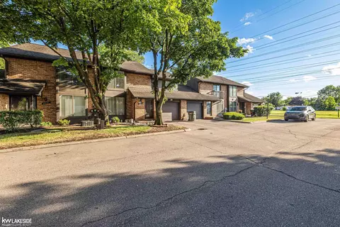 37143 Clubhouse, Sterling Heights, MI 48312