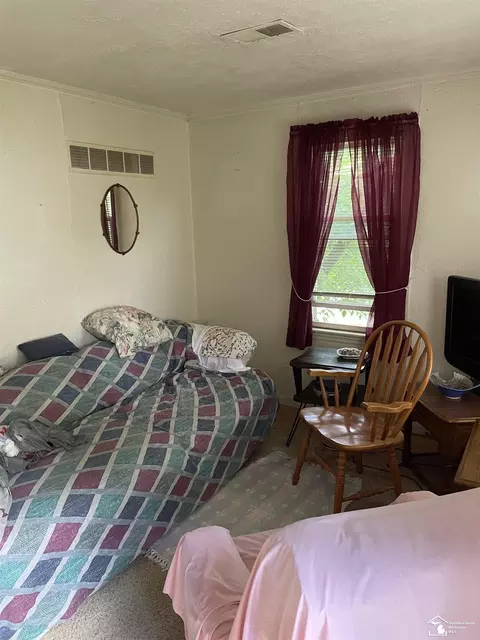809 Pipis, Monroe, MI 48162 photo 5