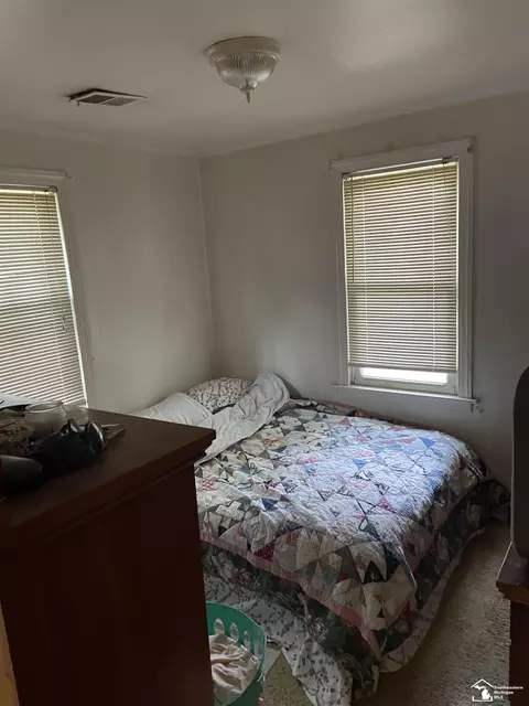 809 Pipis, Monroe, MI 48162 photo 6