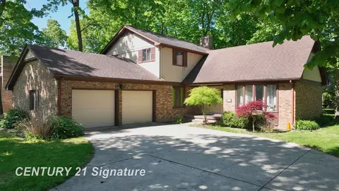 2765 Clairmount, Saginaw, MI 48603