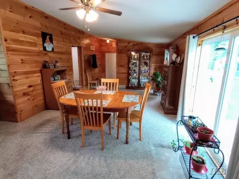 Dining - 1245 Chappel Vly, Gladwin, MI 48624 photo 2 of 3
