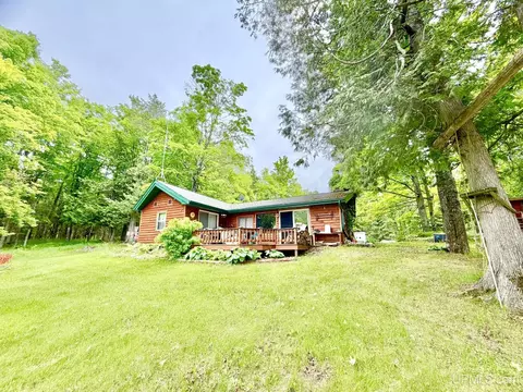 N7667 Camp Three, Hardwood, MI 49834