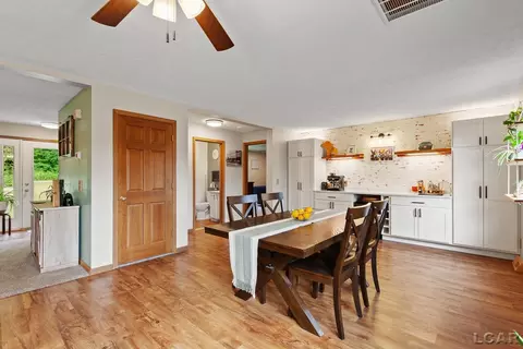 Dining - 5340 Sutton, Britton, MI 49229 photo 2 of 4