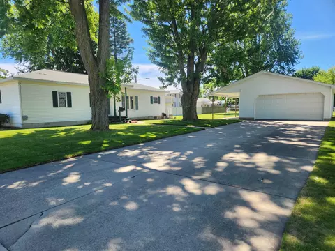 416 39th, Bay City, MI 48708