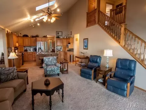 Living - 4837 Buxton, Gladwin, MI 48624 photo 4 of 5