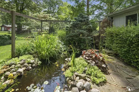 Exterior - 10735 Secor, Temperance, MI 48182 photo 13 of 15