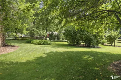 Exterior - 10735 Secor, Temperance, MI 48182 photo 15 of 15