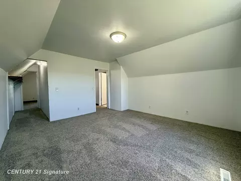 Bedroom - 101 E Laporte, Merrill, MI 48637 photo 6 of 8