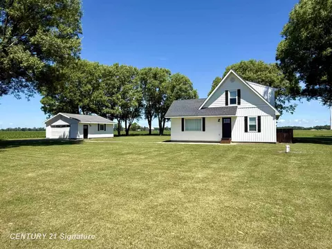 101 E Laporte, Merrill, MI 48637