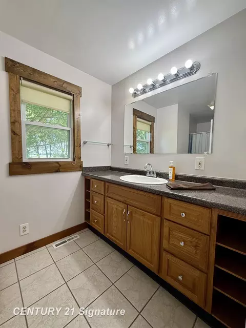 Bath - 101 E Laporte, Merrill, MI 48637 photo 2 of 3