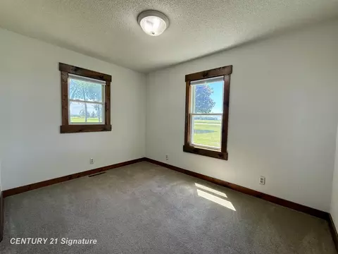 Bedroom - 101 E Laporte, Merrill, MI 48637 photo 3 of 8