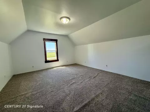 Bedroom - 101 E Laporte, Merrill, MI 48637 photo 5 of 8