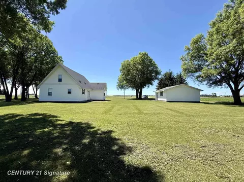 Exterior - 101 E Laporte, Merrill, MI 48637 photo 3 of 3