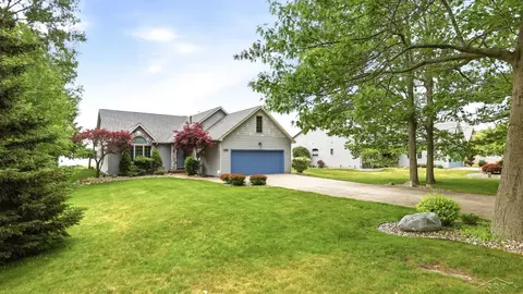 Exterior - 1108 Cove, Au Gres, MI 48703 photo 9 of 10