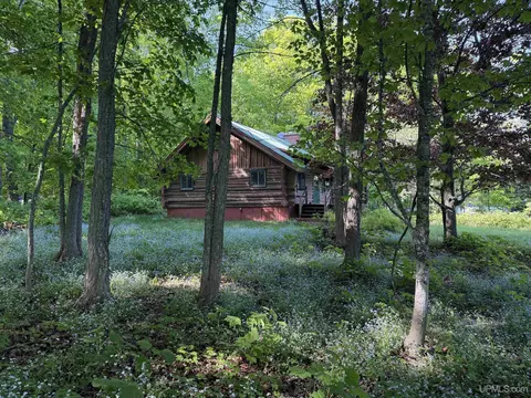 Exterior - 5886 Gratiot Lk, Mohawk, MI 49950 photo 1 of 9