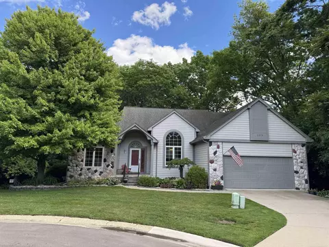 3375 Fairgrove UNIT 27, Rochester Hills, MI 48309