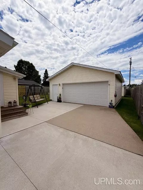 Other - 975 Cottage, Ishpeming, MI 49849 photo 11 of 14