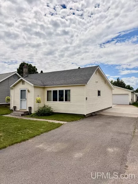 Other - 975 Cottage, Ishpeming, MI 49849 photo 9 of 14