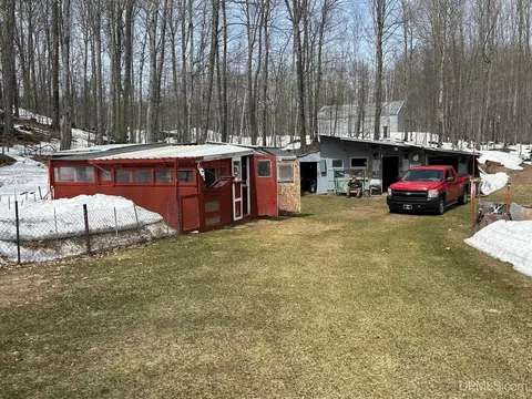 e9686 Miller Road, Munising, MI 49862 photo 3