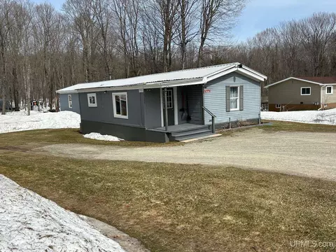 e9686 Miller Road, Munising, MI 49862 photo 2