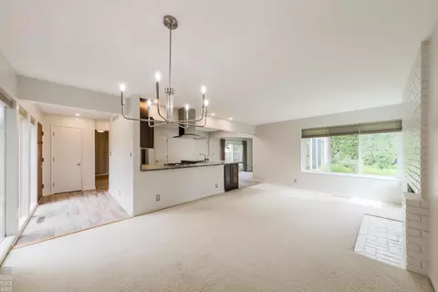Living - 930 E Cres, Grosse Pointe Woods, MI 48236 photo 1 of 8