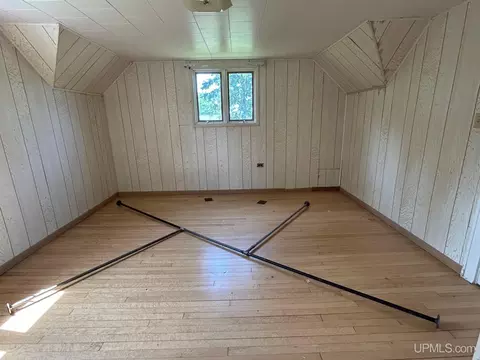 Bedroom - 237 E Pne, Ironwood, MI 49938 photo 3 of 3