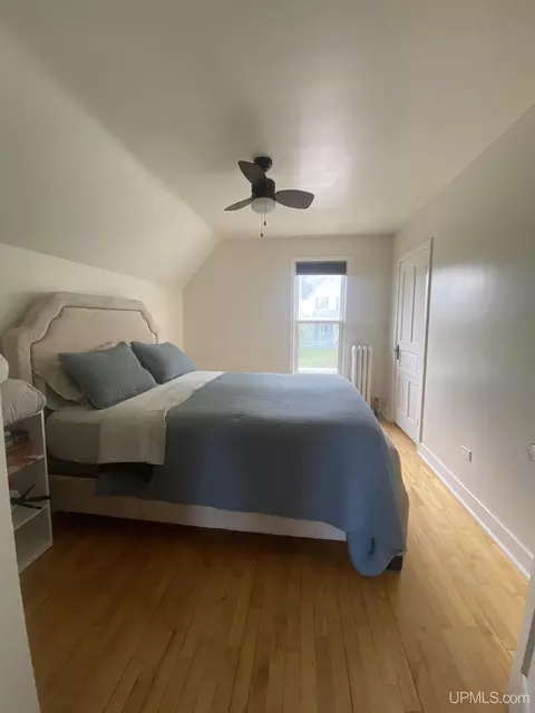 Bedroom - 223 Lynn, Munising, MI 49862 photo 2 of 4