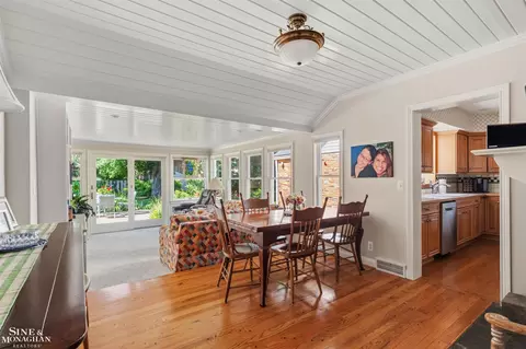 Dining - 83 Hawthorne, Grosse Pointe Shores, MI 48236 photo 3 of 3